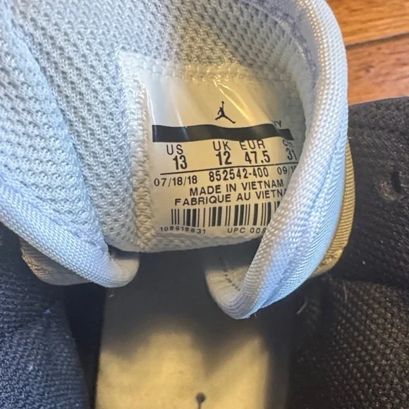 Air Jordan 1 Retro Mid